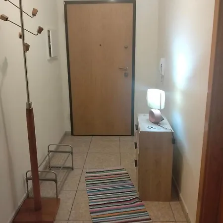 Four Large Apartament Bragança