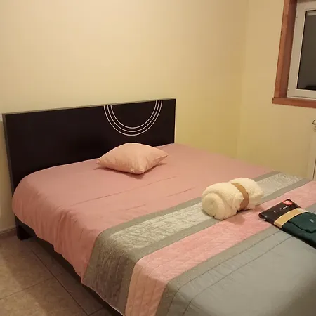 Four Large Apartament Bragança