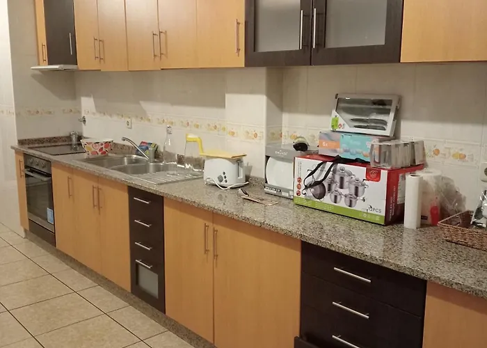 Four Large * براغانسا