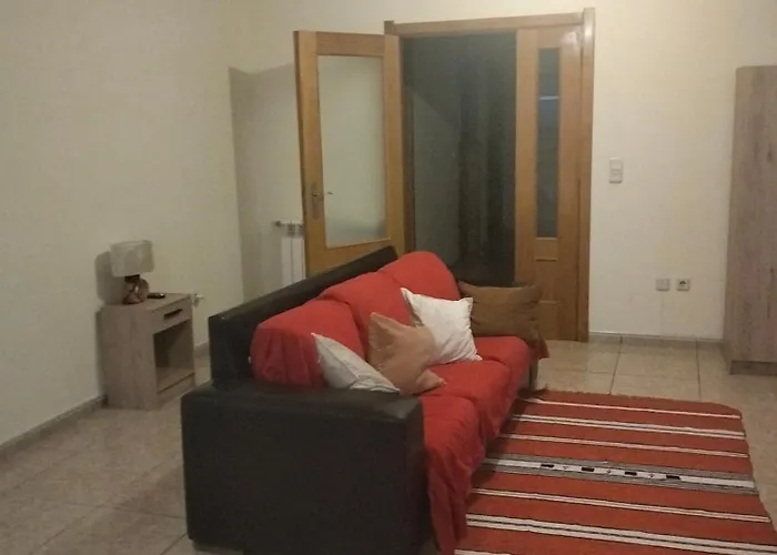Four Large Apartament Bragança