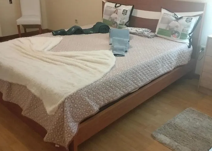 Apartment With 5 Bedrooms